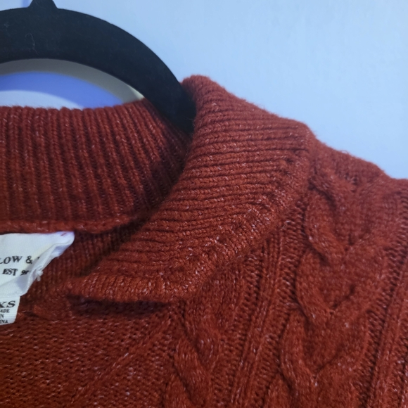 Elegant Red Cable Knit Turtleneck Sweater - Picture 6 of 12